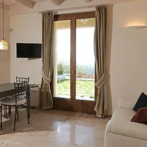 casa-vacanze-squarcialupi.it-tuscanyhotel.com/